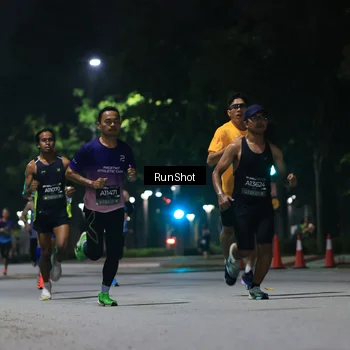 Runner Photo 6950992