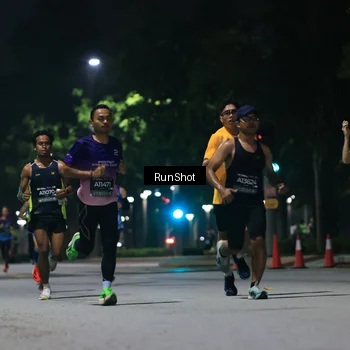 Runner Photo 6950993