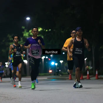 Runner Photo 6950998