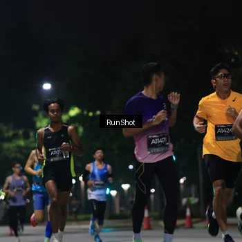 Runner Photo 6951005