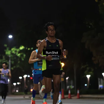 Runner Photo 6951013