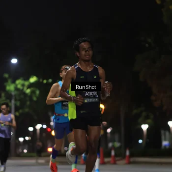 Runner Photo 6951016