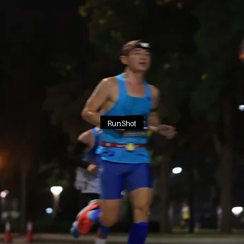 Runner Photo 6951023