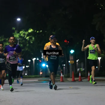 Runner Photo 6951034