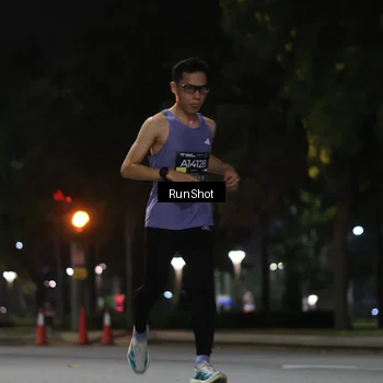 Runner Photo 6951040