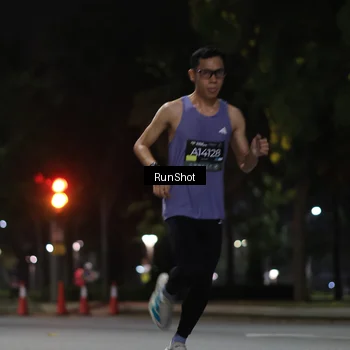 Runner Photo 6951048