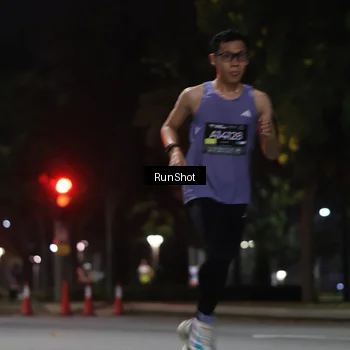 Runner Photo 6951049
