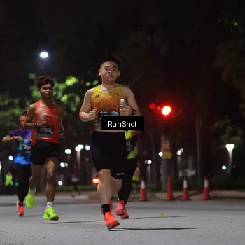 Runner Photo 6951051
