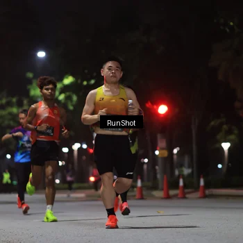 Runner Photo 6951053