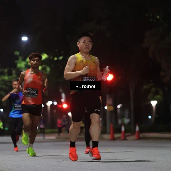 Runner Photo 6951059