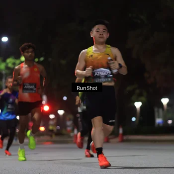 Runner Photo 6951067