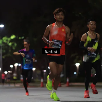 Runner Photo 6951074