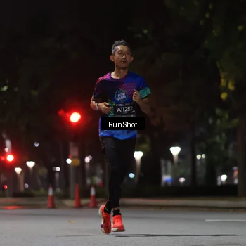 Runner Photo 6951088