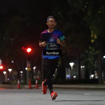 Runner Photo 6951090