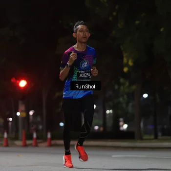 Runner Photo 6951096