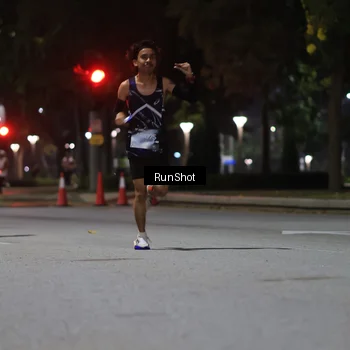 Runner Photo 6951100