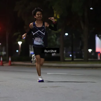 Runner Photo 6951117