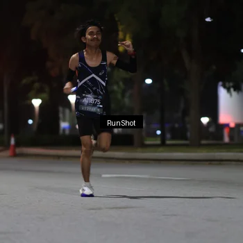 Runner Photo 6951119