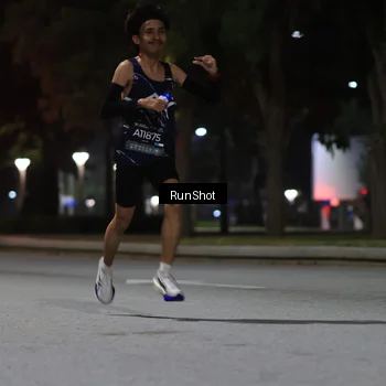 Runner Photo 6951123