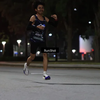 Runner Photo 6951124