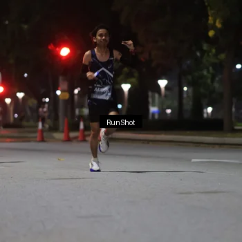 Runner Photo 6951136