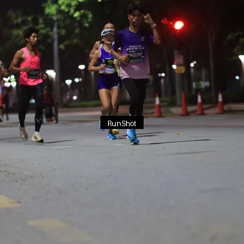 Runner Photo 6951148
