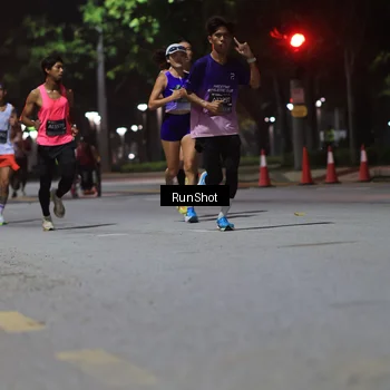 Runner Photo 6951154