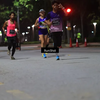 Runner Photo 6951160
