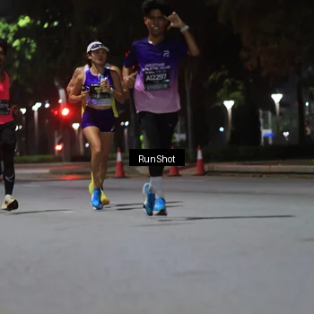 Runner Photo 6951172