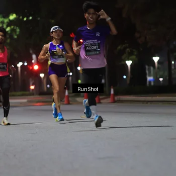 Runner Photo 6951175