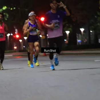 Runner Photo 6951180
