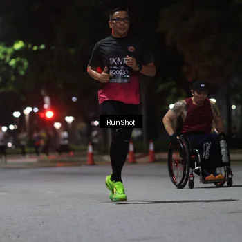 Runner Photo 6951199