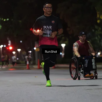 Runner Photo 6951204