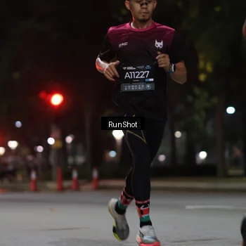 Runner Photo 6951214