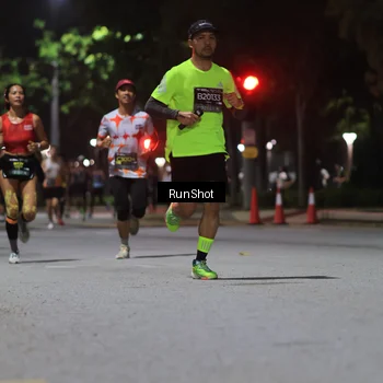 Runner Photo 6951222