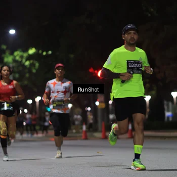 Runner Photo 6951230