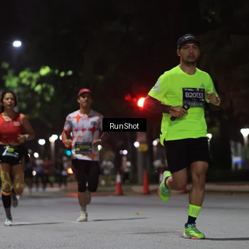 Runner Photo 6951231