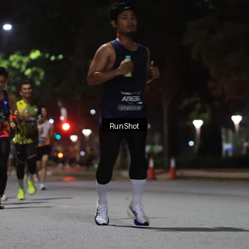 Runner Photo 6951245
