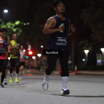 Runner Photo 6951246
