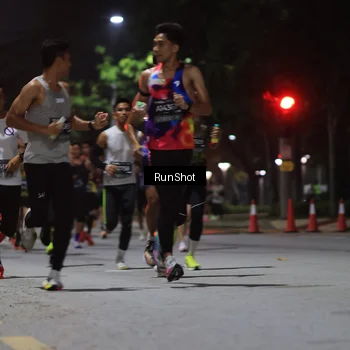 Runner Photo 6951247