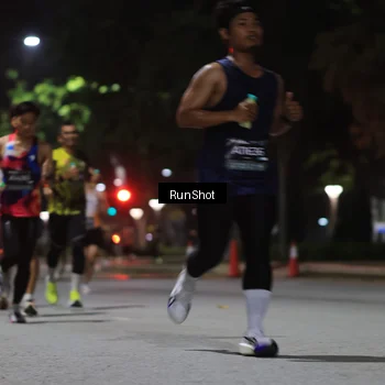 Runner Photo 6951248