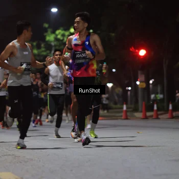 Runner Photo 6951251
