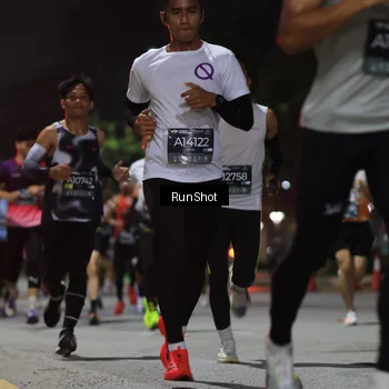 Runner Photo 6951267
