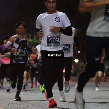 Runner Photo 6951270