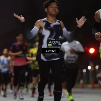 Runner Photo 6951277