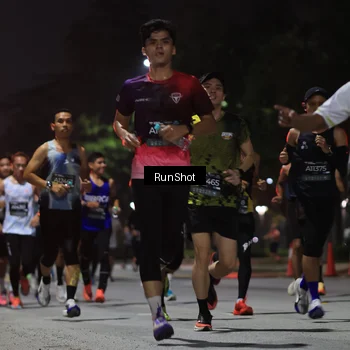 Runner Photo 6951289