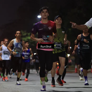 Runner Photo 6951291