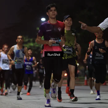 Runner Photo 6951292