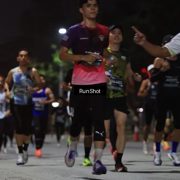 Runner Photo 6951296