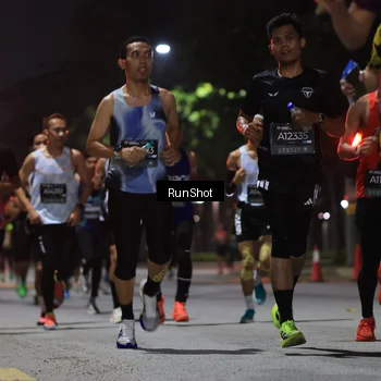 Runner Photo 6951305
